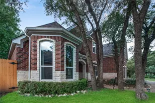 103 Sierra Ridge Dr, San Marcos, TX 78666 - Photo 2