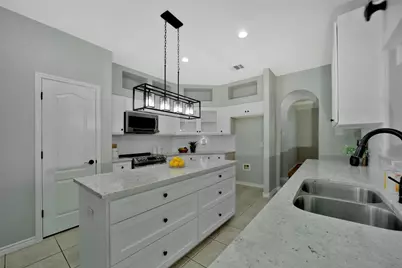 103 Sierra Ridge Drive, San Marcos, TX 78666 - Photo 10