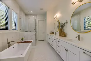 400 Creekside Dr, Buda, TX 78610 - Photo 22