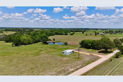 1070 Muehr Road, Weimar, TX 78962 - Photo 1