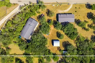 615 Green Acre Dr, Dale, TX 78616 - Photo 4