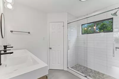 8302 Bradford Edward Cove #B, Austin, TX 78759 - Photo 4