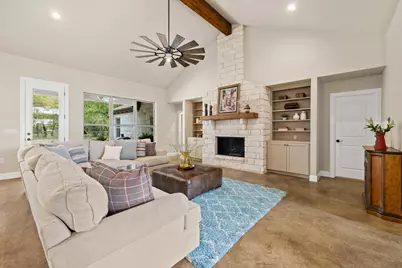 909 Highland Spring Lane, Georgetown, TX 78633 - Photo 2