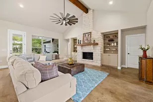 909 Highland Spring Ln, Georgetown, TX 78633 - Photo 2