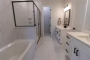 8011 Flintlock Cir, Lago Vista, TX 78645 - Photo 16