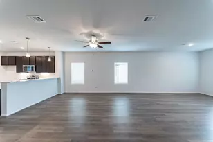 531 Yellowstone Dr, Kyle, TX 78640 - Photo 4