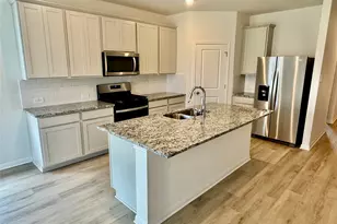 154 Boondoggle Rdg, Cedar Creek, TX 78612 - Photo 2