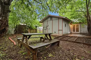 6305 Emerald Forest Dr, Austin, TX 78745 - Photo 14