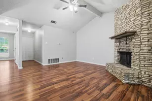 6305 Emerald Forest Dr, Austin, TX 78745 - Photo 4