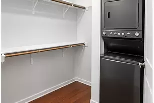 2931 E 12th St, Austin, TX 78702 - Photo 4