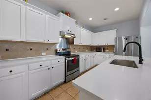 18717 Leigh Ln, Pflugerville, TX 78660 - Photo 4
