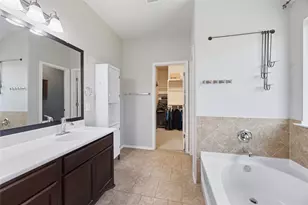 18717 Leigh Ln, Pflugerville, TX 78660 - Photo 12