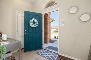 1009 Zeus Cir, Round Rock, TX 78665 - Photo 4