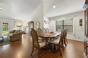 9518 Topridge Dr, Austin, TX 78750 - Photo 12