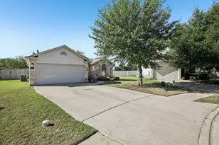 901 Kenneys Way, Round Rock, TX 78665 - Photo 4