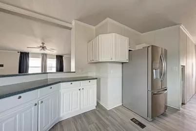 120 SE Silver Peak Drive, San Marcos, TX 78666 - Photo 18