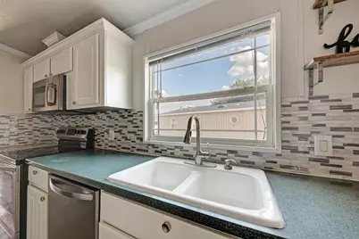 120 SE Silver Peak Drive, San Marcos, TX 78666 - Photo 16