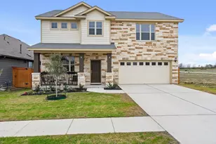 134 Goldfinch Dr, San Marcos, TX 78666 - Photo 2