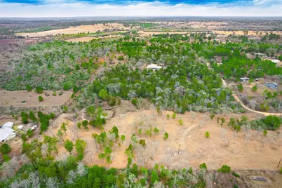 123 Abbey Lane, Smithville, TX 78957 - Photo 8