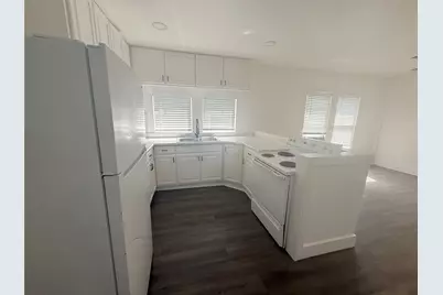 126 Smith Lane #E, San Marcos, TX 78666 - Photo 6