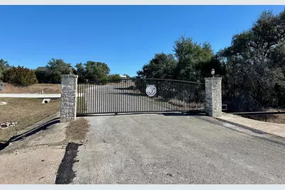 107 N Jesse Stiff, Blanco, TX 78606 - Photo 2