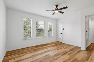 4504 Lyra Cir, Austin, TX 78744 - Photo 16
