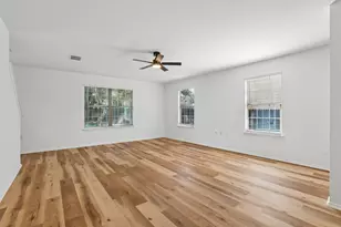4504 Lyra Cir, Austin, TX 78744 - Photo 8
