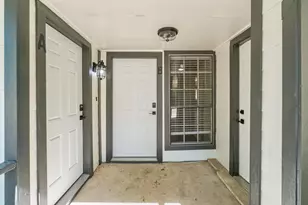 7600 Woodstone Cove, Austin, TX 78749 - Photo 2