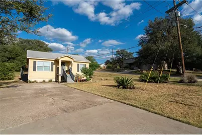 301 N Lewis Street, Round Rock, TX 78664 - Photo 4