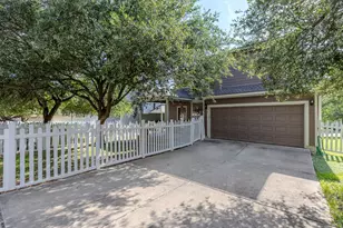 1012 Monadale Trail, Round Rock, TX 78664 - Photo 32