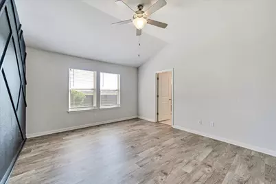 160 Sun Ray Drive, Kyle, TX 78640 - Photo 16