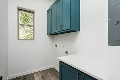 504 Walker Street, Smithville, TX 78957 - Photo 22