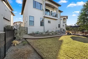 211 Honey Creek Ct, Austin, TX 78738 - Photo 32
