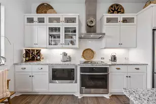 211 Honey Creek Ct, Austin, TX 78738 - Photo 22