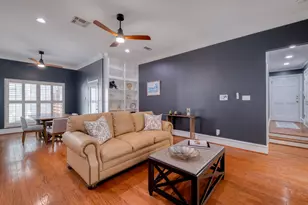 1204 W 39th St, Austin, TX 78756 - Photo 10