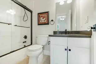 5200 Avenue H, Austin, TX 78751 - Photo 10