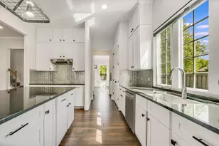 5200 Avenue H, Austin, TX 78751 - Photo 16