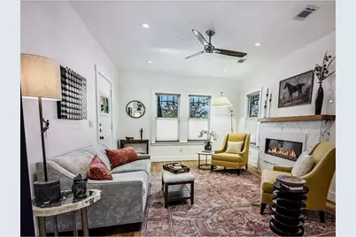 106 E 35th Street, Austin, TX 78705 - Photo 14