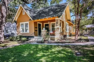 106 E 35th St, Austin, TX 78705 - Photo 1