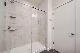 801 N Bluff Dr, Austin, TX 78745 - Photo 20