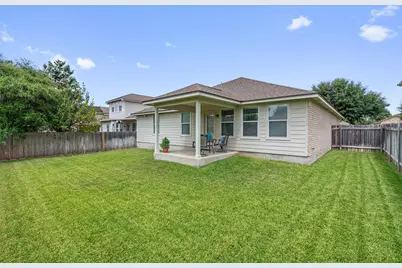 7830 Squirrel Hollow Drive, Georgetown, TX 78628 - Photo 24
