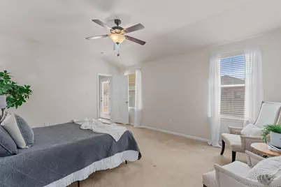 7830 Squirrel Hollow Drive, Georgetown, TX 78628 - Photo 14