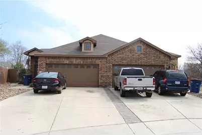 586 Creekside Circle, New Braunfels, TX 78130 - Photo 2