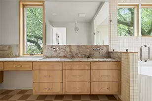 1102 Charlotte St, Austin, TX 78703 - Photo 18