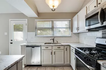 16712 Village Oak Loop, Austin, TX 78717 - Photo 12