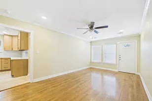 713 Harris Ave, Austin, TX 78705 - Photo 2