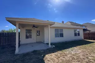 12720 Waynespur Ln, Elgin, TX 78621 - Photo 30