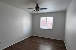 12720 Waynespur Ln, Elgin, TX 78621 - Photo 18