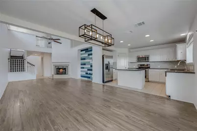 445 Venture Boulevard S, Point Venture, TX 78645 - Photo 8