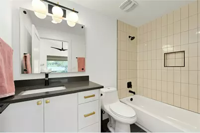 1187 Oak Grove Avenue, Austin, TX 78702 - Photo 18